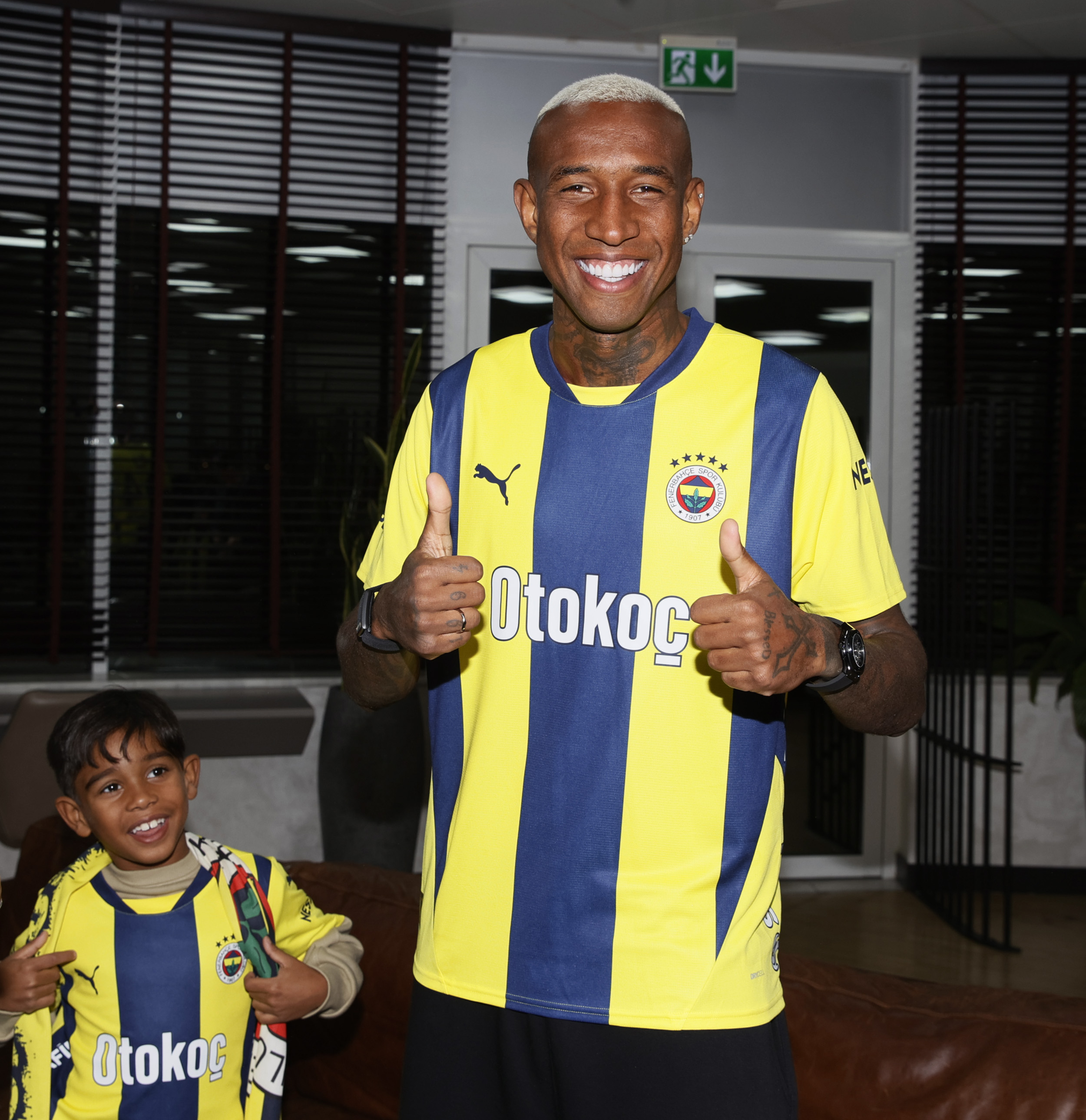 anderson talisca istanbulda 4 DvFUVuvr