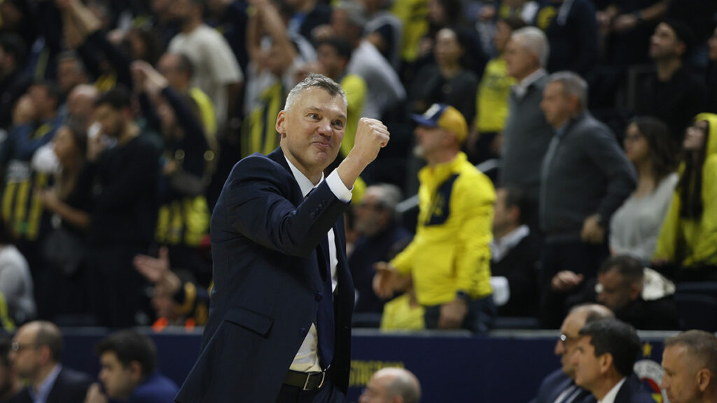 basantrenorumuz sarunas jasikevicius onvo buyukcekmece basketbol galibiyetini degerlendirdi 5tu9xChT