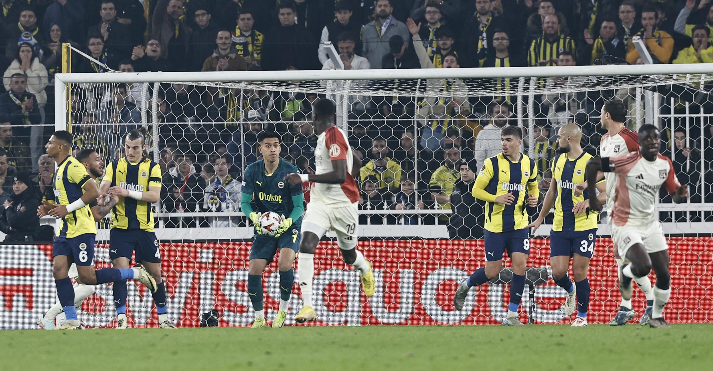 fenerbahce 0 0 olympique lyon 13 n2PhlSZe