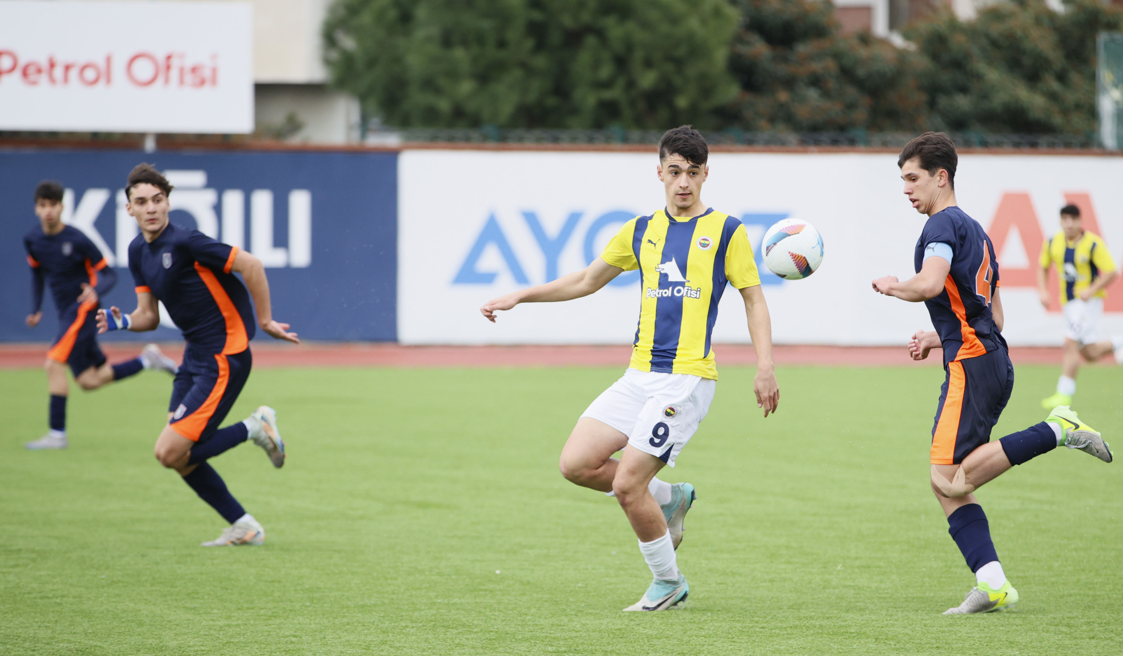 fenerbahce 4 0 r basaksehir u17 13 3ddFtuPY