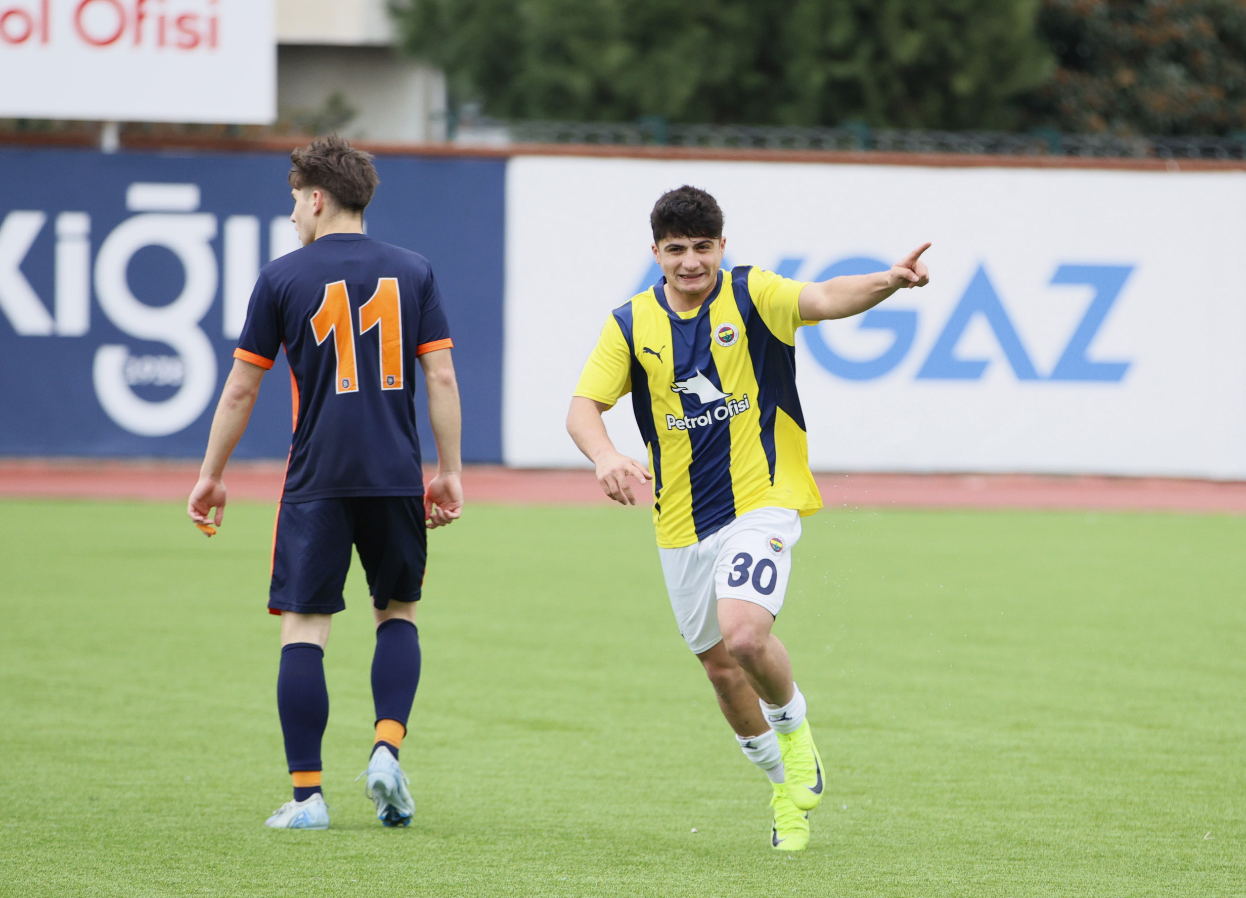 fenerbahce 4 0 r basaksehir u17 14 YcOpZmrn