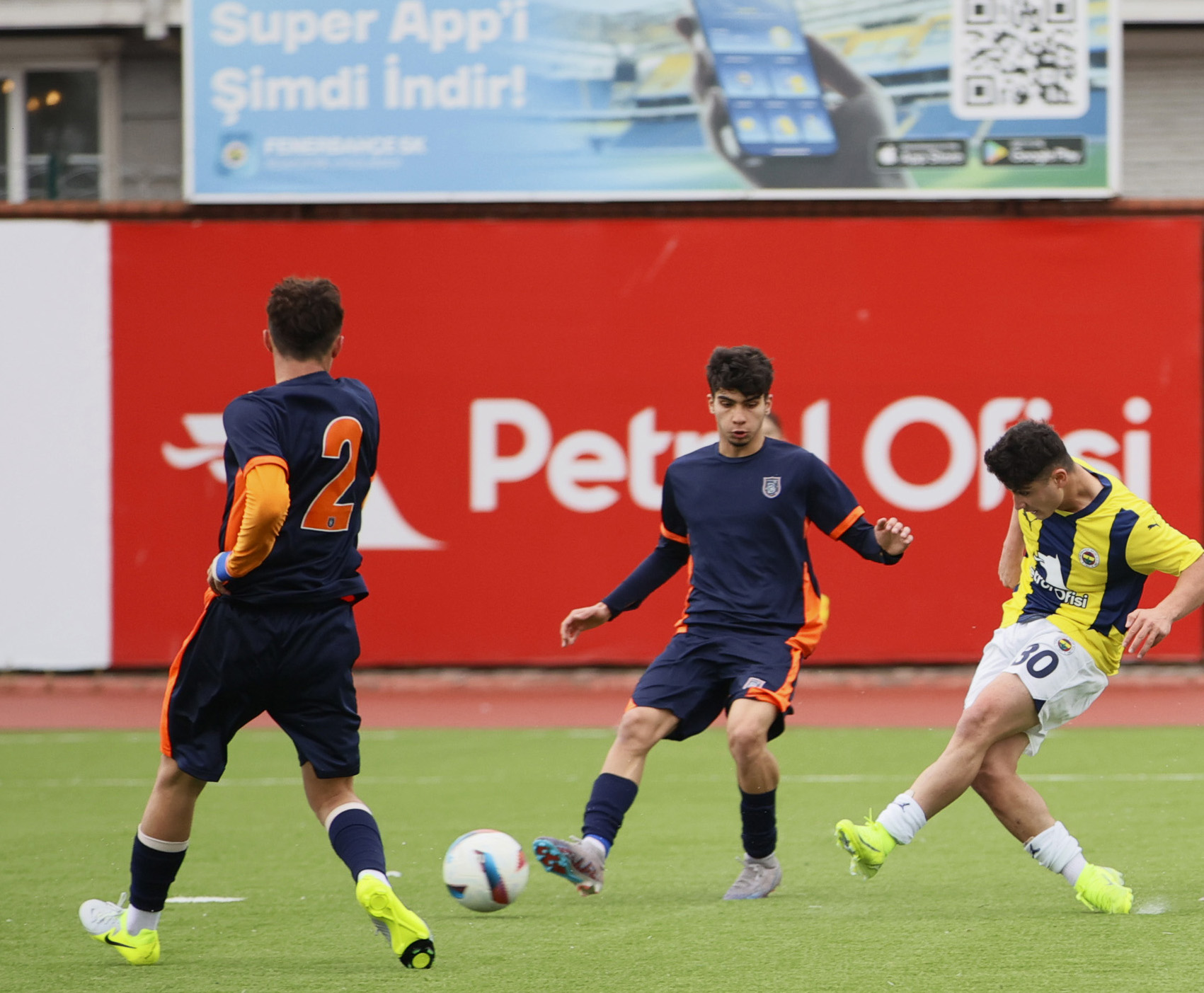 fenerbahce 4 0 r basaksehir u17 23 9QHzaaMD