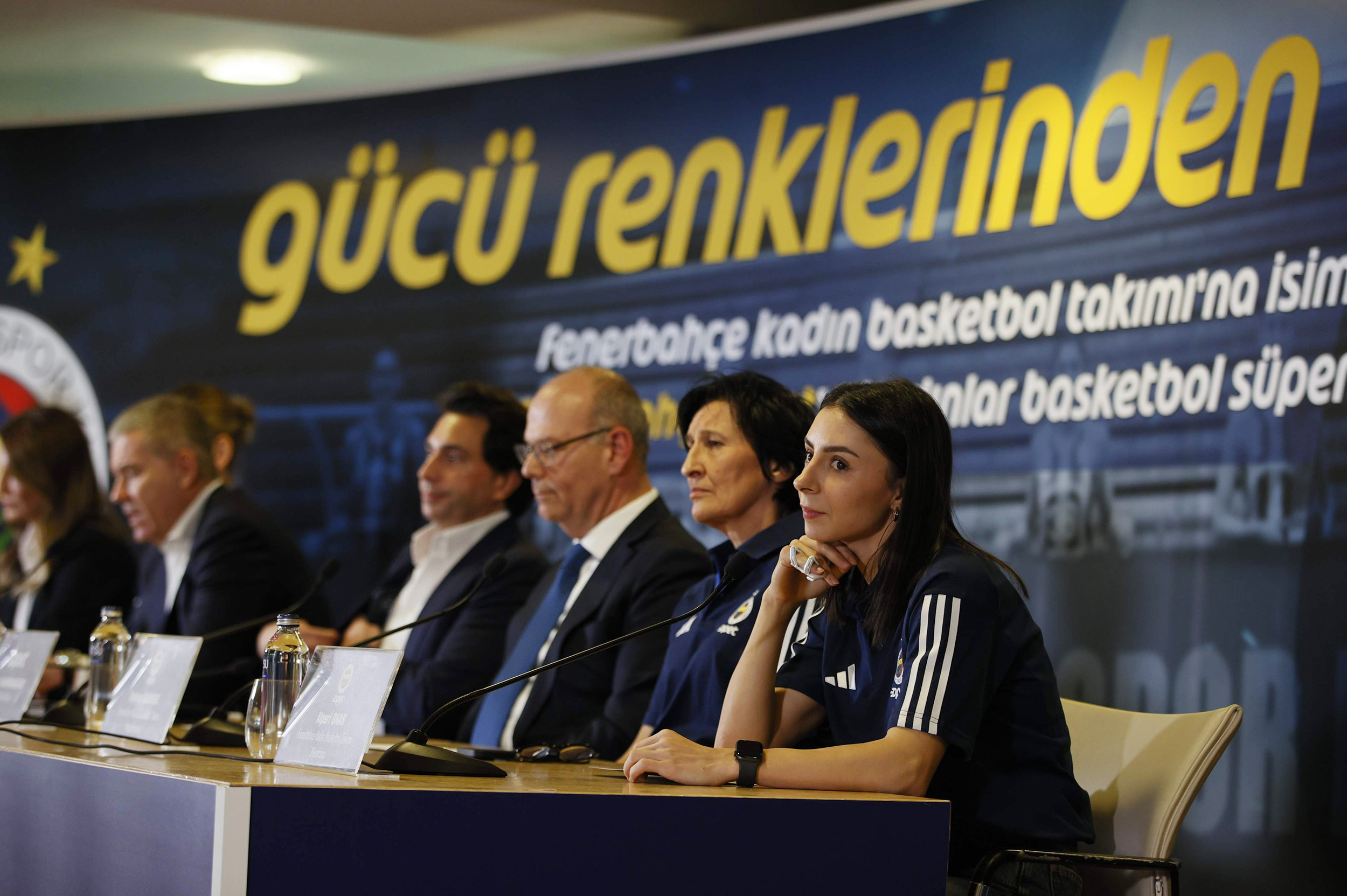 fenerbahce kadin basketbol takimimizin yeni hik yeleri opet ile yazilacak 5 siUlZLrm