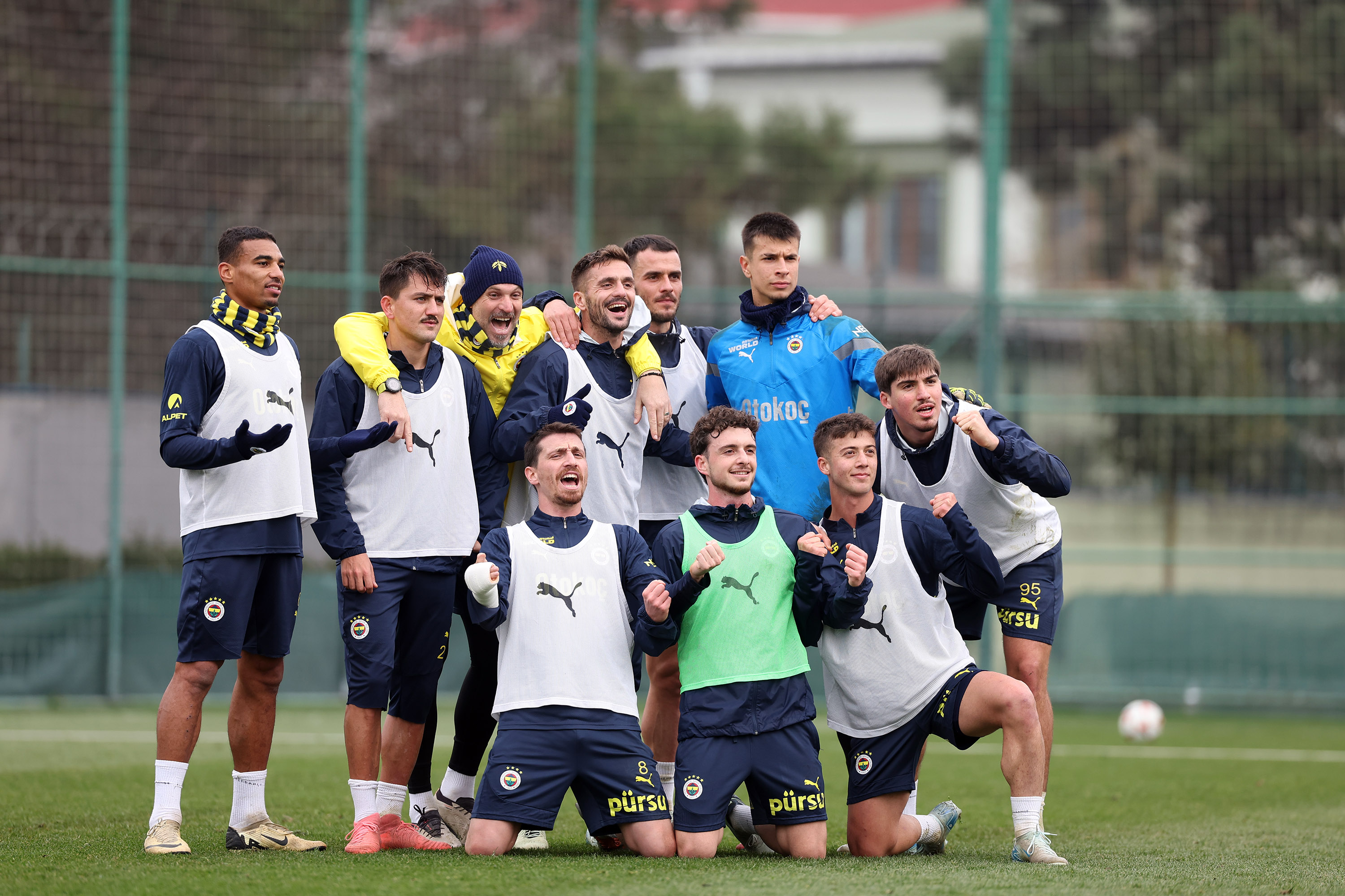 olympique lyon macinin hazirliklari basladi 11 cgA5URmO