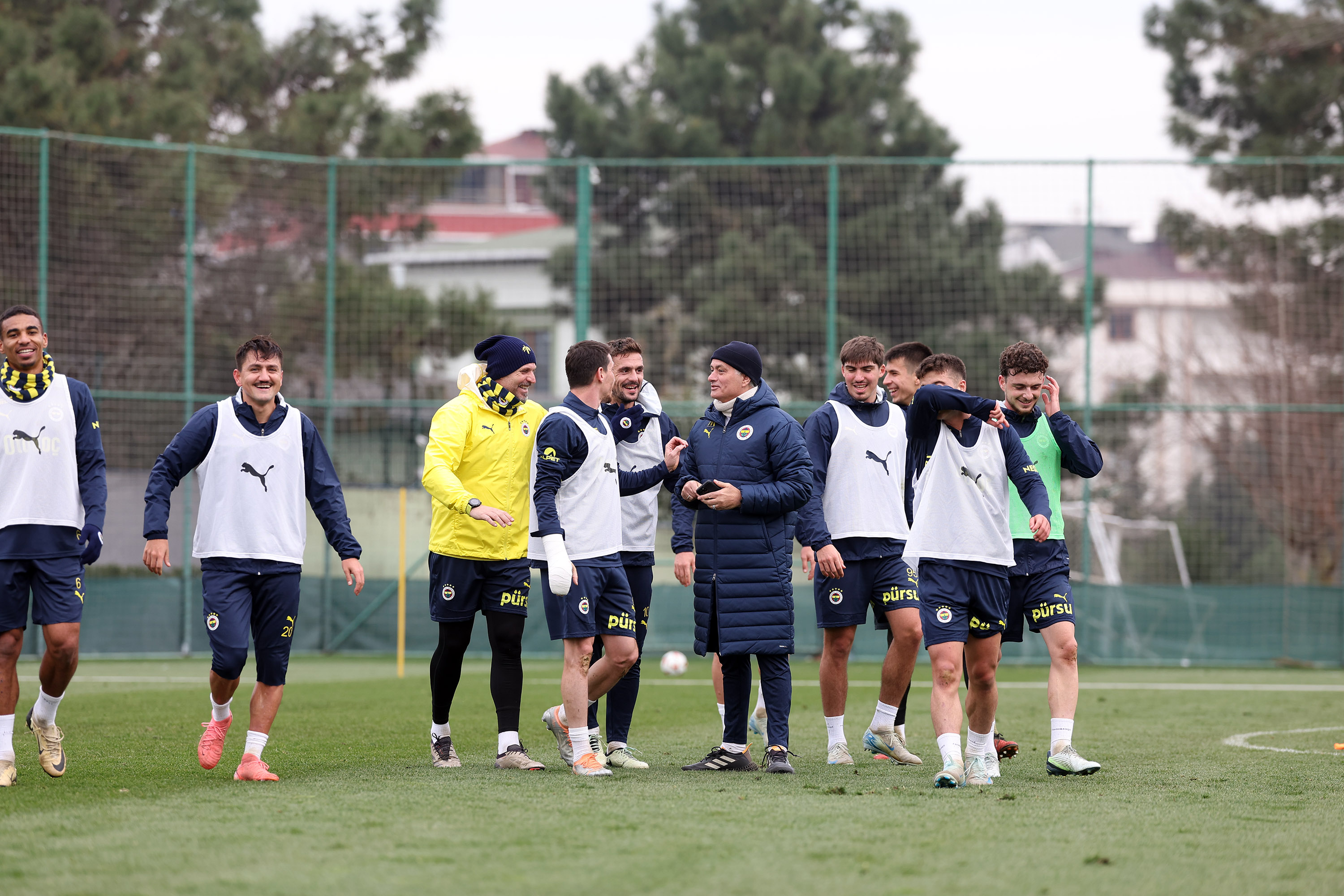 olympique lyon macinin hazirliklari basladi 13