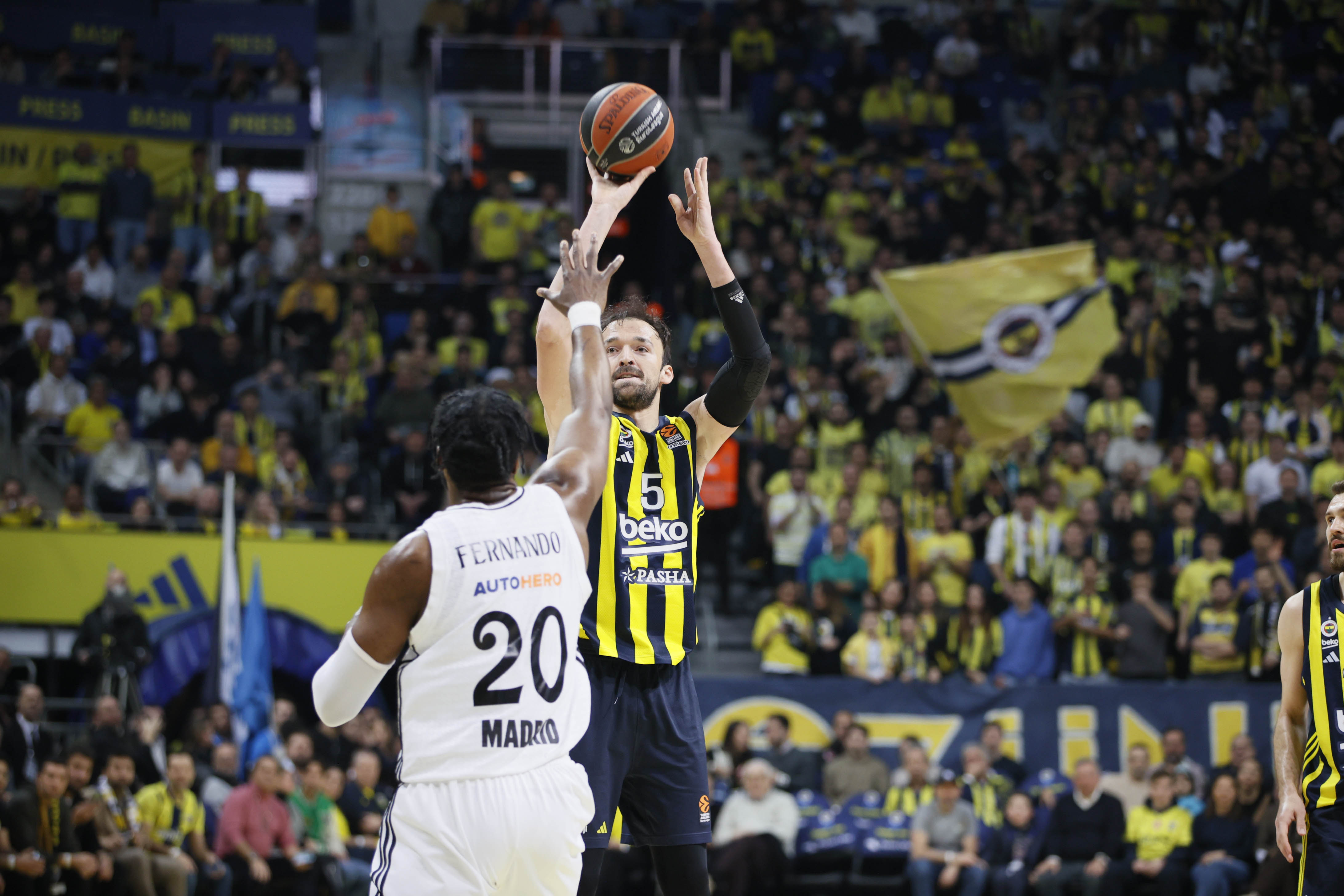 fenerbahce beko 78 67 real madrid 12 gwqI8mft