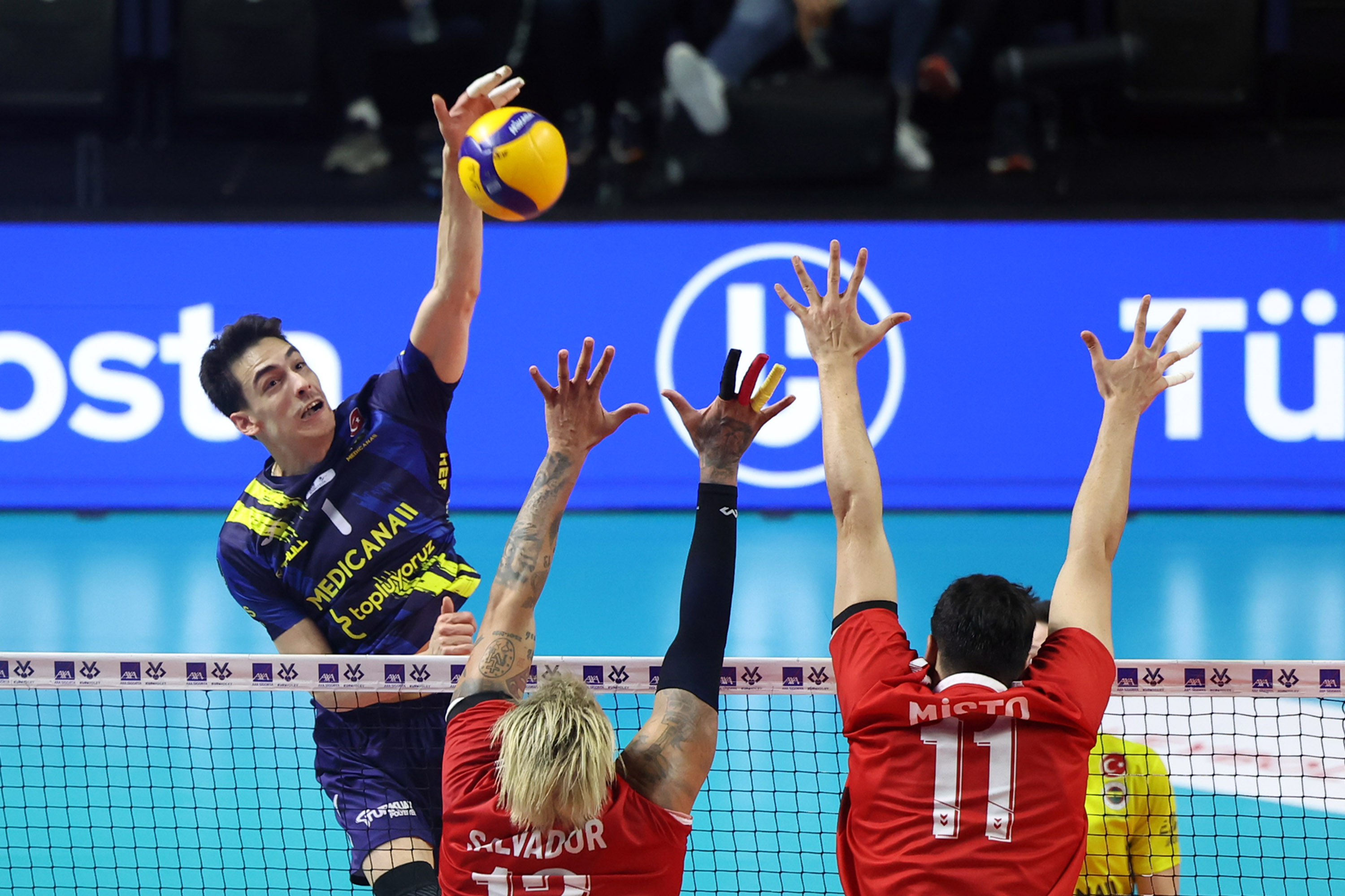 fenerbahce medicana kupa voleyde yari finale yukseldi 6 Vdt7Ql5O