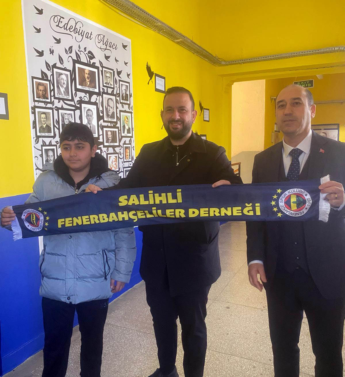 salihli dernegimiz edebiyat sokagi projesini hayata gecirdi 10 LIN8pBUt